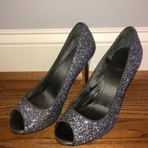 Nine West Gray Shimmer Peep Toe Heel